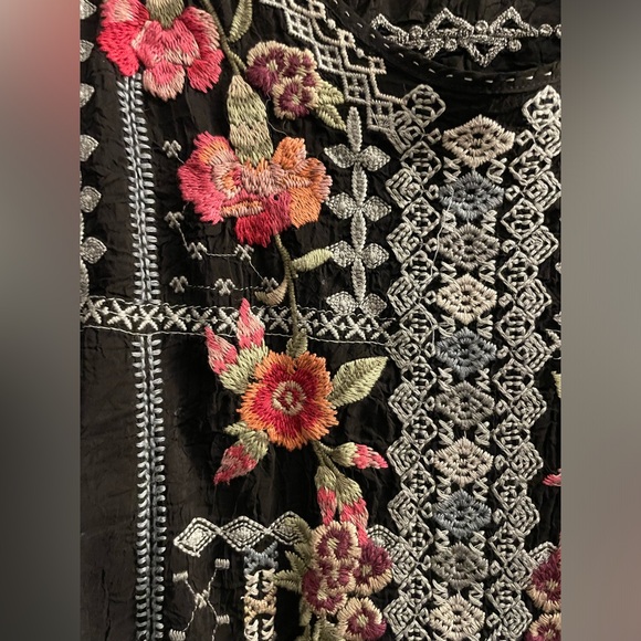 Johnny Was Carnation Embroidered Georgette Blouse - Picture 8 of 16